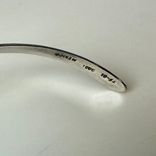 Load image into Gallery viewer, Vintage Mexican Sterling Collar Necklace (13.5" Adjustable)
