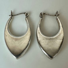 Load image into Gallery viewer, Vintage Sterling Puffed Pointed Crescent Hoop Earrings (1.5")
