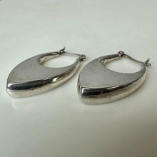 Load image into Gallery viewer, Vintage Sterling Puffed Pointed Crescent Hoop Earrings (1.5")
