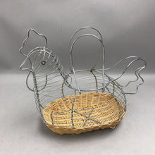 Load image into Gallery viewer, Vintage Chrome Chickenr Wire Egg Basket (13x11)
