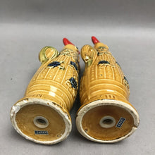 Load image into Gallery viewer, Vintage Ceramic Chicken Salt &amp; Pepper Shakers (7")

