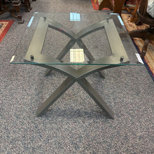 Load image into Gallery viewer, Metal Frame Glass Top End Table (24x24x24)
