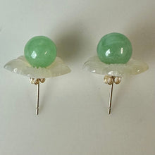 Load image into Gallery viewer, 14K Gold Jade Sphere Stud Earrings w/ Removable MOP Flower Enhancers (3.6g)
