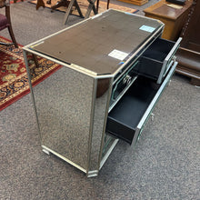 Load image into Gallery viewer, Mirrored Dresser 5 Drawer (36x40x20)
