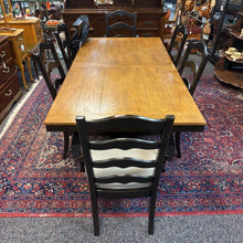 Load image into Gallery viewer, Oak / Black Dining Table w/6 Chairs 22" Leaf (30x40x80) Wildenauer Two Tone
