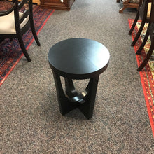 Load image into Gallery viewer, Black Round Accent / End Table (24x18x18)
