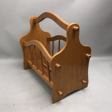 Load image into Gallery viewer, Magazine Rack (15x17x9)
