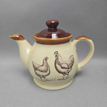Load image into Gallery viewer, Vintage Country Road Chicken Teapot (6x8x5)
