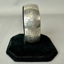 Load image into Gallery viewer, Vintage Kirk Steiff Pewter Flower of the Month Aster Etched Cuff Bracelet
