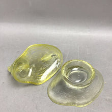 Load image into Gallery viewer, Vintage Yellow Glass Hen On Nest (4x5)
