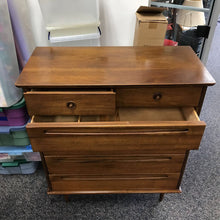 Load image into Gallery viewer, American of Martinsville MCM 6 Drawer Dresser (45x40x19)
