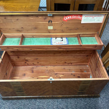 Load image into Gallery viewer, Lane Cedar Chest (19x47x19)

