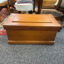 Load image into Gallery viewer, Pine Trunk Chest (14x30x17)
