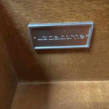 Load image into Gallery viewer, Armoire (29x45x25)
