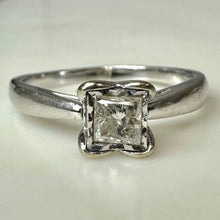 Load image into Gallery viewer, 14K White Gold Diamond Engagement Ring sz 8.5 (2.9g)
