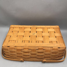 Load image into Gallery viewer, Longaberger Basket with Handles (5x17x11)
