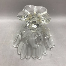Load image into Gallery viewer, Vintage Mikasa Tulip Satin Frosted Glass Pedestal Bowl (6.5")
