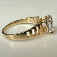 Load image into Gallery viewer, 14K Gold Cubic Zirconia Engagement Ring sz 8 (2.8g)
