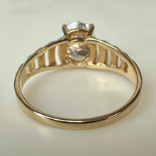Load image into Gallery viewer, 14K Gold Cubic Zirconia Engagement Ring sz 8 (2.8g)
