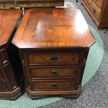Load image into Gallery viewer, Fine Furniture Nightstand 3 Drawer (26x23x28)

