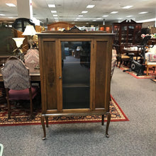 Load image into Gallery viewer, Walnut China Cabinet (60x40x15)
