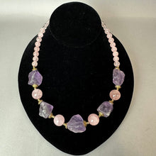 Load image into Gallery viewer, Vintage Lee Sands Amethyst Chunk Rose Quartz Beaded Necklace (18")
