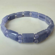 Load image into Gallery viewer, Lavender Jade Stretch Beaded Bracelet
