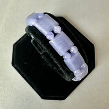 Load image into Gallery viewer, Lavender Jade Stretch Beaded Bracelet
