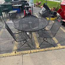 Load image into Gallery viewer, Patio Table w/4 Chairs (30x48x48)
