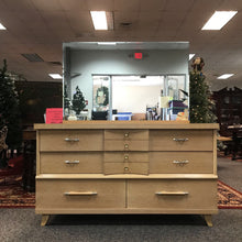 Load image into Gallery viewer, Kroehler Dresser w/Mirror (63x58x19)
