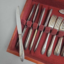Load image into Gallery viewer, Oneida Silverplate Flatware Set - Queen Bess II (47pc)
