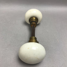 Load image into Gallery viewer, Porcelain Door Knob (~6.5x2.5x2.5)
