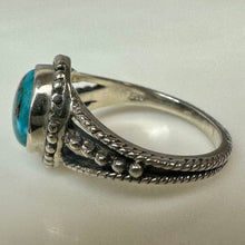 Load image into Gallery viewer, Sterling Turquoise Ring sz 8
