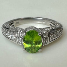 Load image into Gallery viewer, Sterling Peridot White Topaz Ring sz 7
