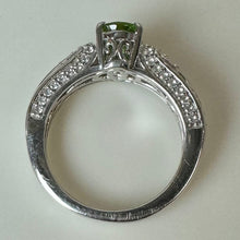 Load image into Gallery viewer, Sterling Peridot White Topaz Ring sz 7
