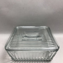 Load image into Gallery viewer, Vintage Anchor Hocking 1932 Design Ribbed 9x9 Glass Refrigerator Dish w/ Lid Large
