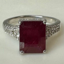 Load image into Gallery viewer, Evertrue Platinum Bond Steel Niassa Ruby White Zircon Ring sz 8
