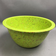 Load image into Gallery viewer, Zak Designs Lime Green Speckled Confetti Melamine XL Mixing Bowl (10.5)
