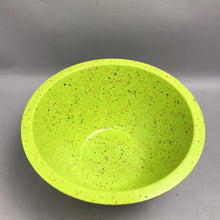 Load image into Gallery viewer, Zak Designs Lime Green Speckled Confetti Melamine XL Mixing Bowl (10.5)
