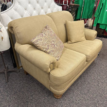 Load image into Gallery viewer, Flexsteel Loveseat Sofa (36x60x39)
