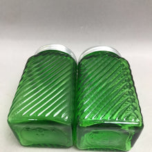 Load image into Gallery viewer, Vintage Owens Illinois Green Depression Glass Salt Pepper Shakers Ribbed 1930s (4")

