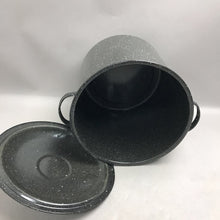 Load image into Gallery viewer, Vintage Black Speckled Granite Ware Canning/Stew Pot w/Lid (10x11)
