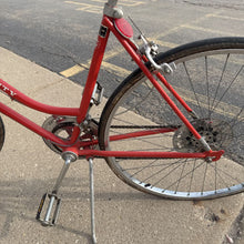 Load image into Gallery viewer, Schwinn Varsity 10 Speed Bike
