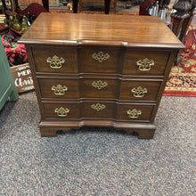 Load image into Gallery viewer, Pensylvania House Nightstand (23x28x15)
