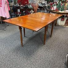 Load image into Gallery viewer, Cherry Drop Leaf Table (29x42x27/45)
