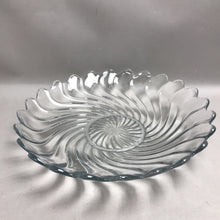 Load image into Gallery viewer, Fostoria Colony Large Centerpiece/Fruit Bowl (3x14x14)

