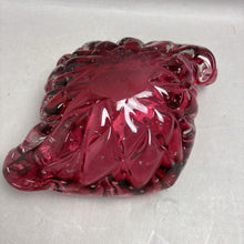 Load image into Gallery viewer, Large Cranberry Art Glass Conch Shell Bowl (4x10x7)
