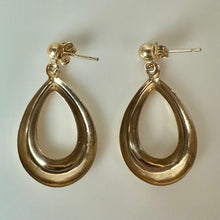 Load image into Gallery viewer, 14K Gold Open Teardrop Dangle 1.25" Earrings (1.0g)
