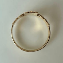 Load image into Gallery viewer, 14K European Gold Claddaugh Ring sz 6 (1.7g)
