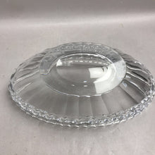 Load image into Gallery viewer, Vintage Oval Glass Bowl (4x13x7)
